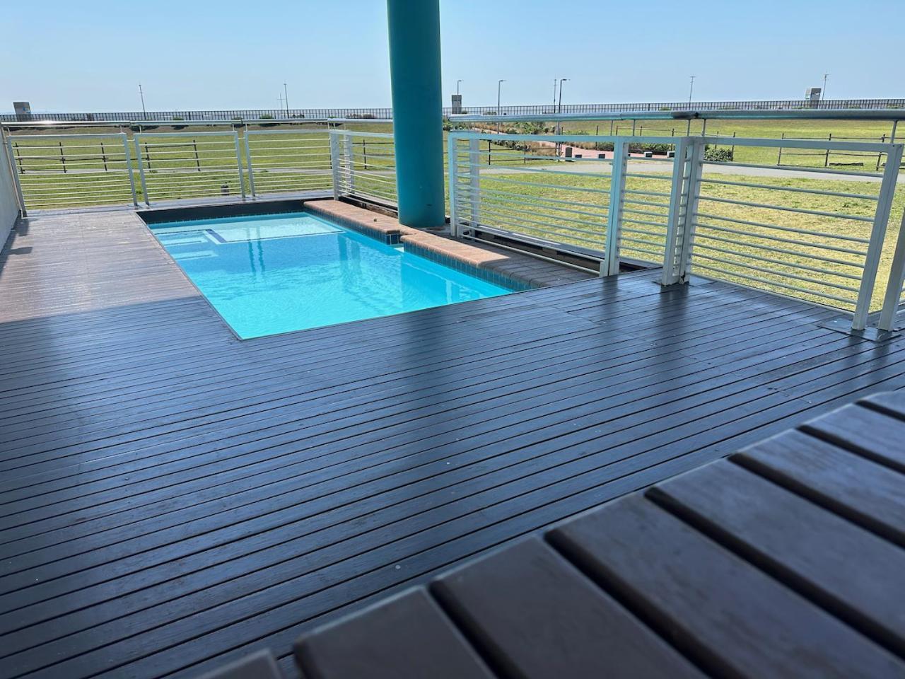 Seabreeze 301 Quayside - Point #accommodation - Access & Ocean Views - 2 Bedroom Apartamento Durban