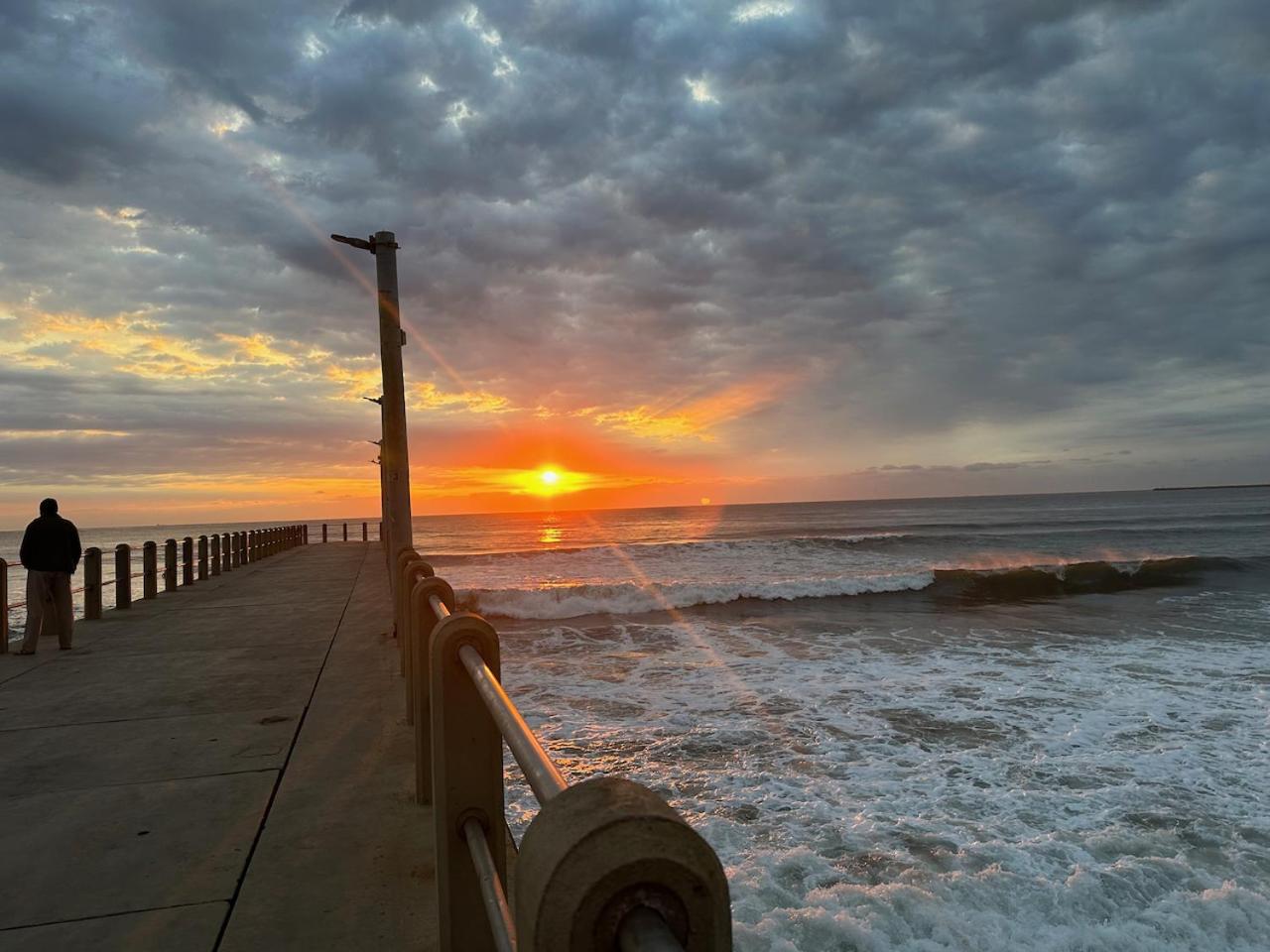 Seabreeze 301 Quayside - Point #accommodation - Access & Ocean Views - 2 Bedroom * Durban